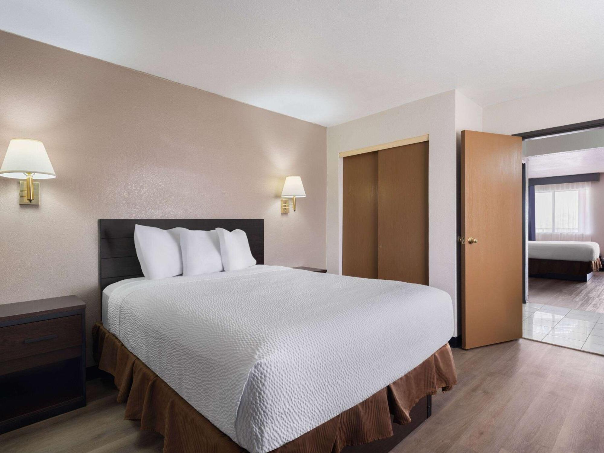 Travelodge By Wyndham Tucson Az Cortaro Buitenkant foto