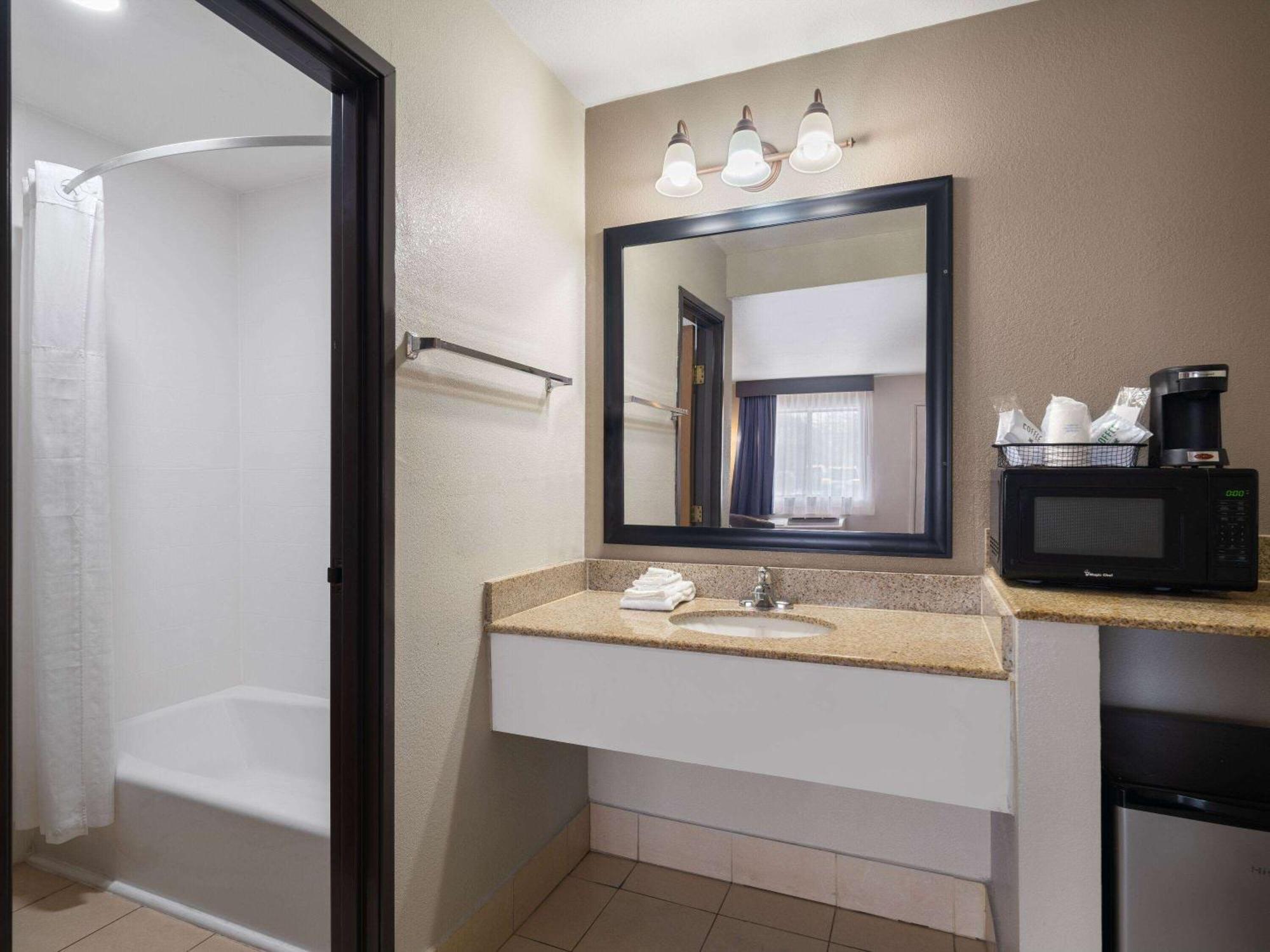Travelodge By Wyndham Tucson Az Cortaro Buitenkant foto